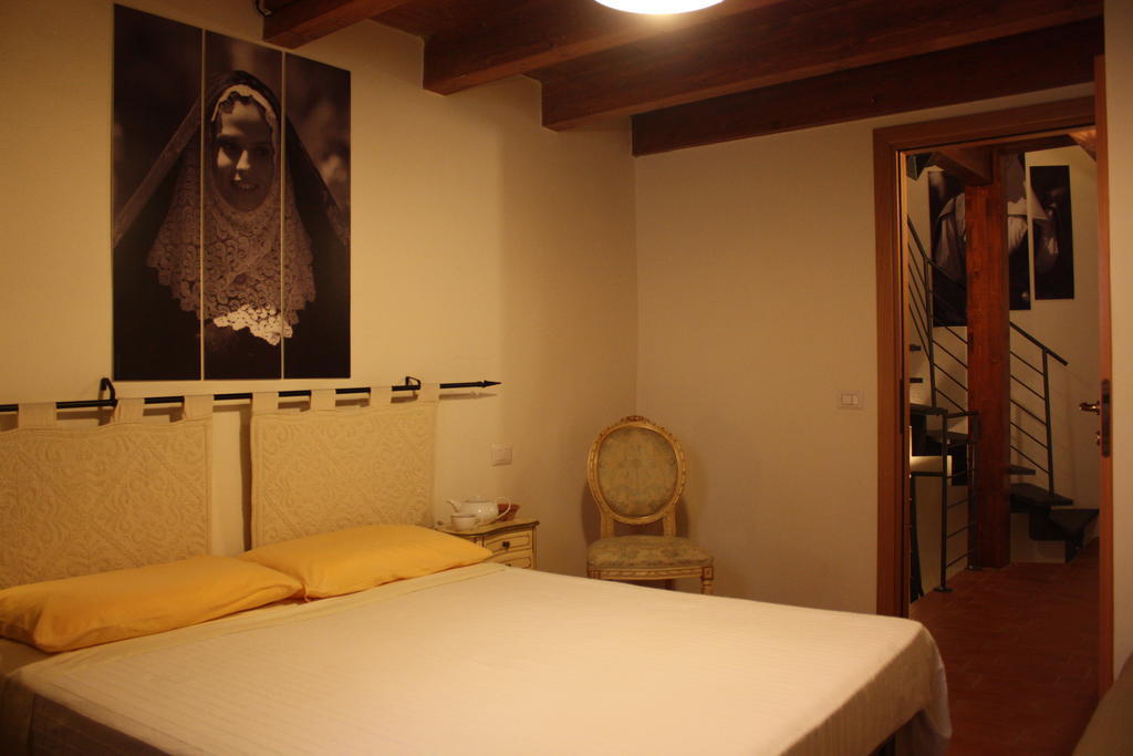 Bed and Breakfast Il Lupo Rosso Santu Lussurgiu Pokój zdjęcie