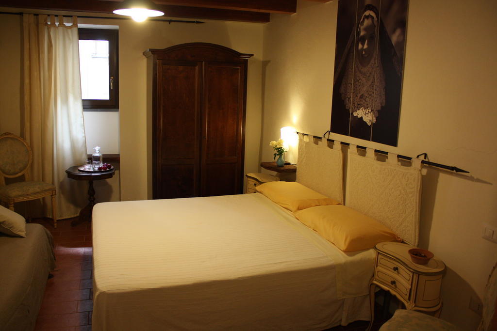 Bed and Breakfast Il Lupo Rosso Santu Lussurgiu Pokój zdjęcie